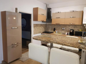 Гостиница Casa Flo  Брашов